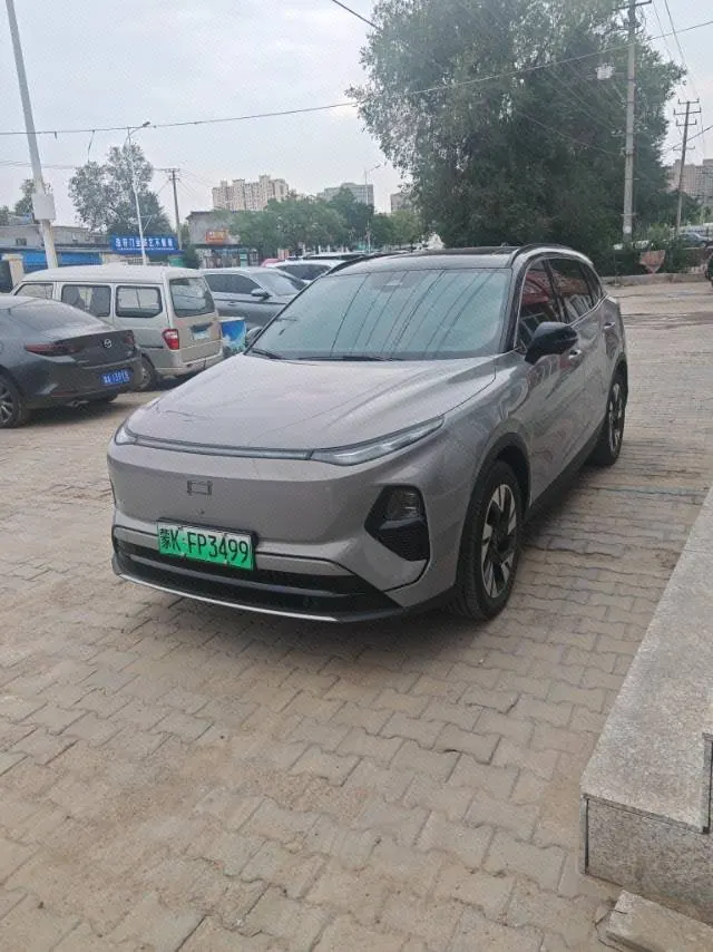 Bestune 2025 yueyi 07 1.5T 210km leisurely version of automatic gear - View 1
