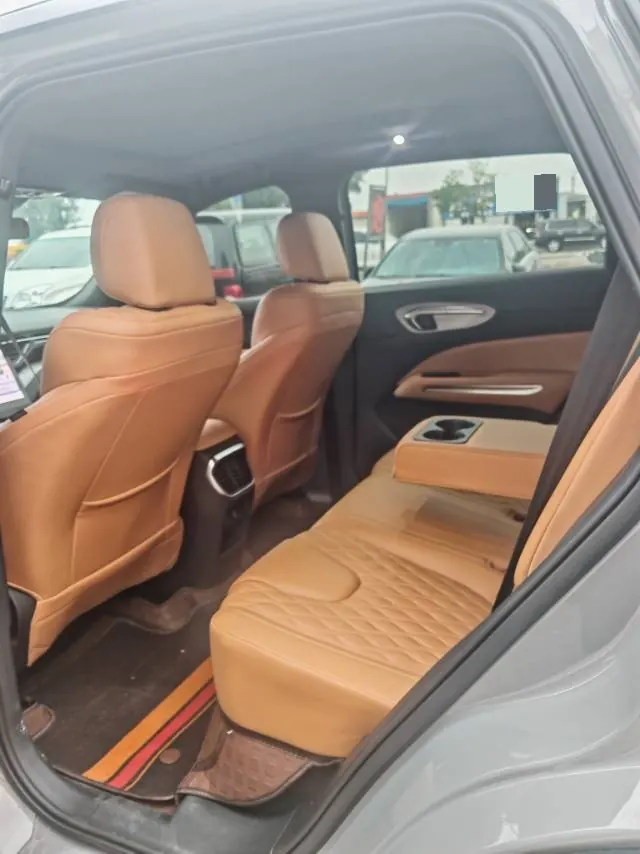 Bestune 2025 yueyi 07 1.5T 210km leisurely version of automatic gear 8
