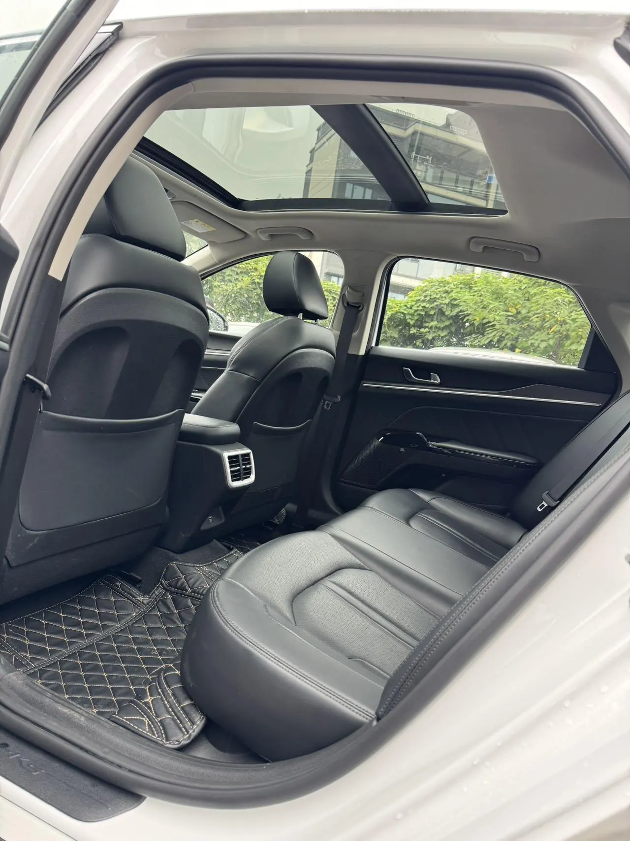 Kia 2025 K5 1.5T Premium Edition Automatic Gear 3