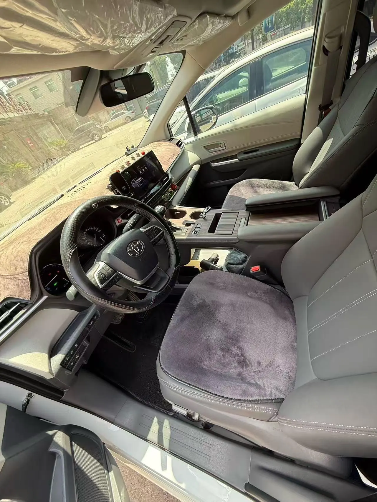 Toyota 2026 Sana 2.5 Stepless Two-Drive Comfort Edition Automatic Transmission 2