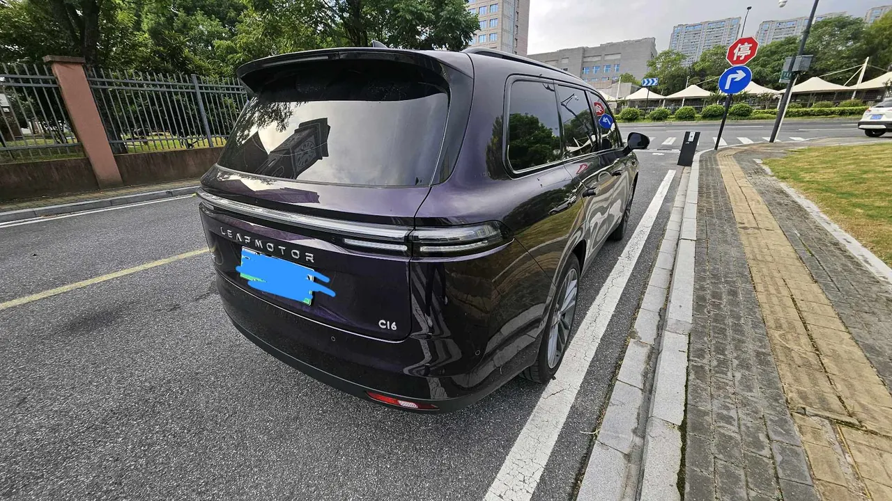 Leapmotor 2026 C 16 630 Laser Radar Zhizun Edition 6-seat Automatic Gear 9