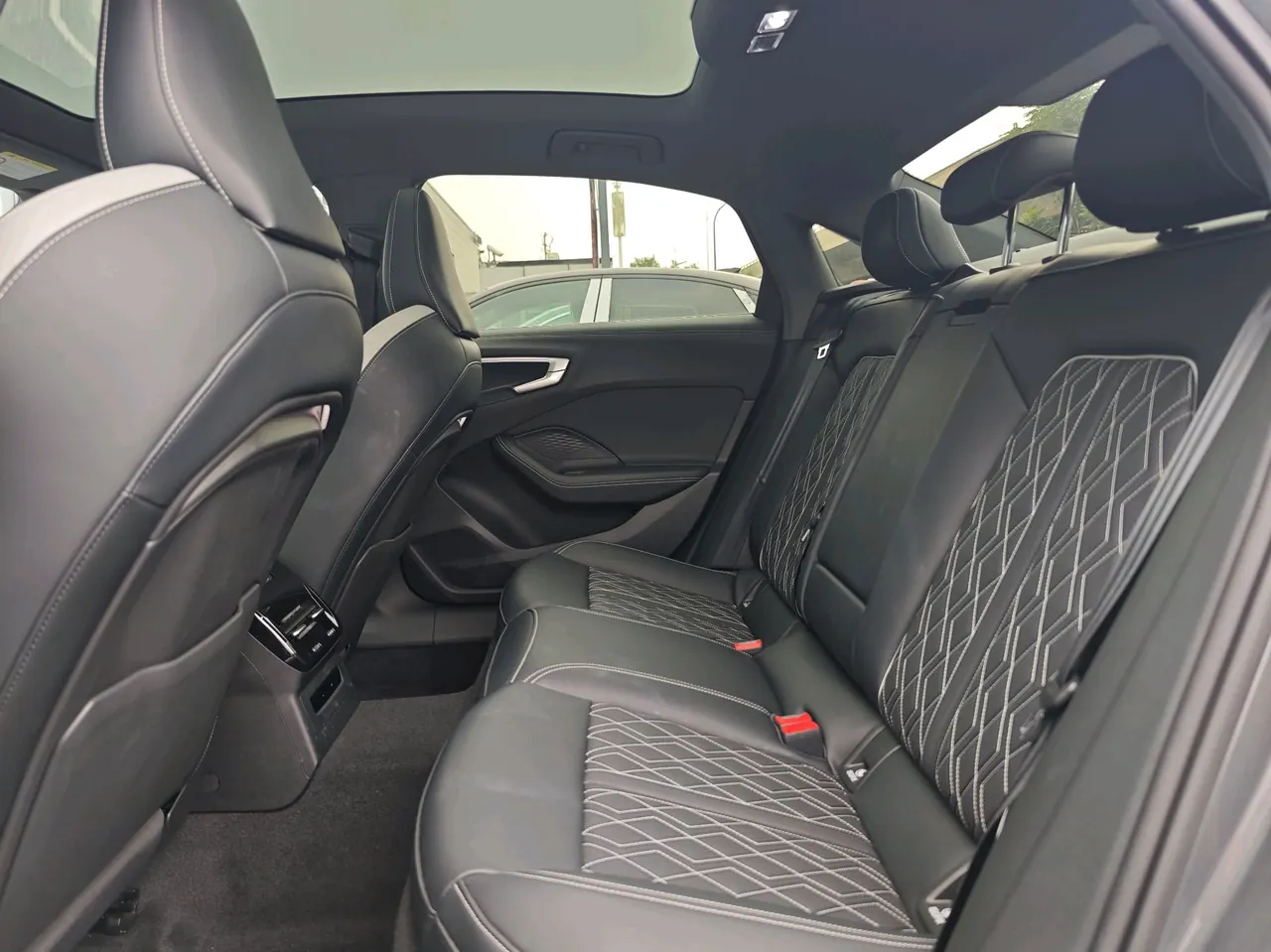 Audi 2026 A5L Sportback 2.0TFSI Luxury Automatic 6