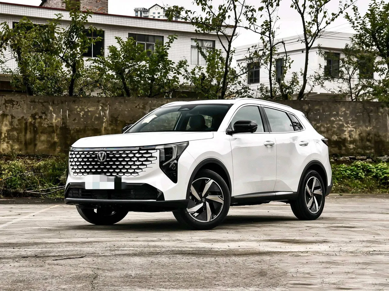 ChangAn 2026 CS55 PLUS PHEV 1.5 Stepless Smart New Blue Whale 125km Zhiyue Edition Automatic Gear - View 1