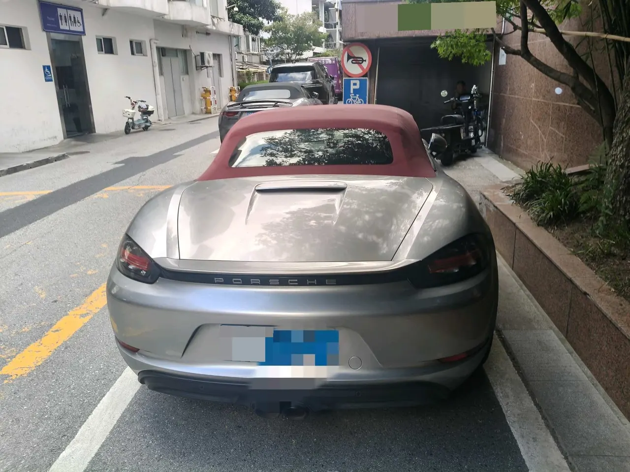 Porsche 718 (Imported) 2020 718 Boxer 2.0T Automatic 3