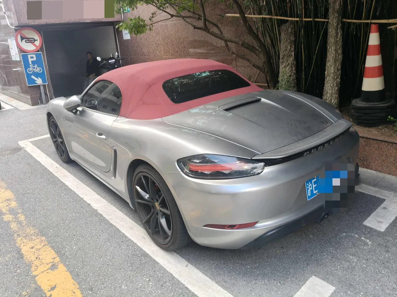 Porsche 718 (Imported) 2020 718 Boxer 2.0T Automatic 4