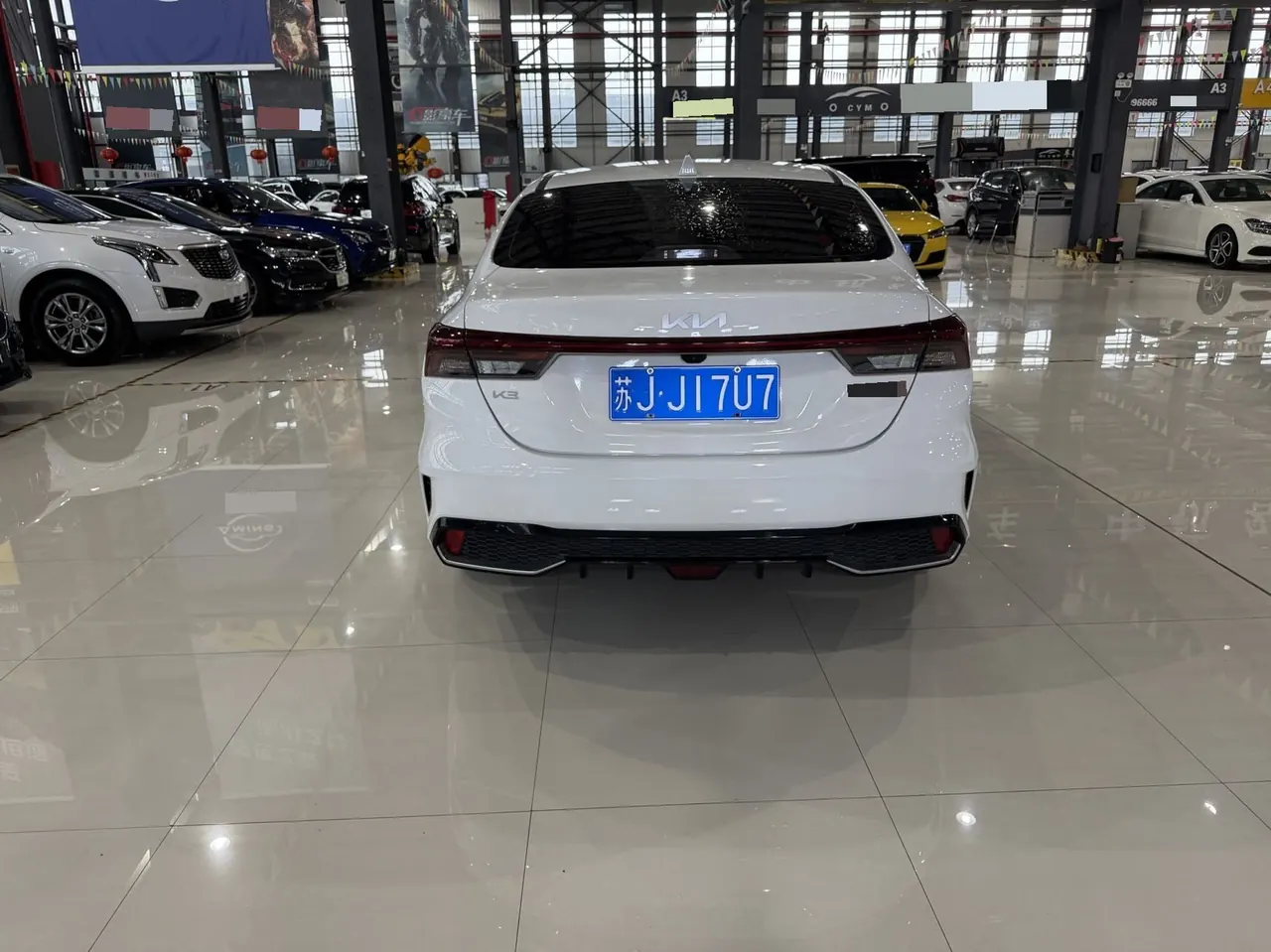 Kia 2023 K3 1.5 Stepless Deluxe Edition Automatic Gear 5