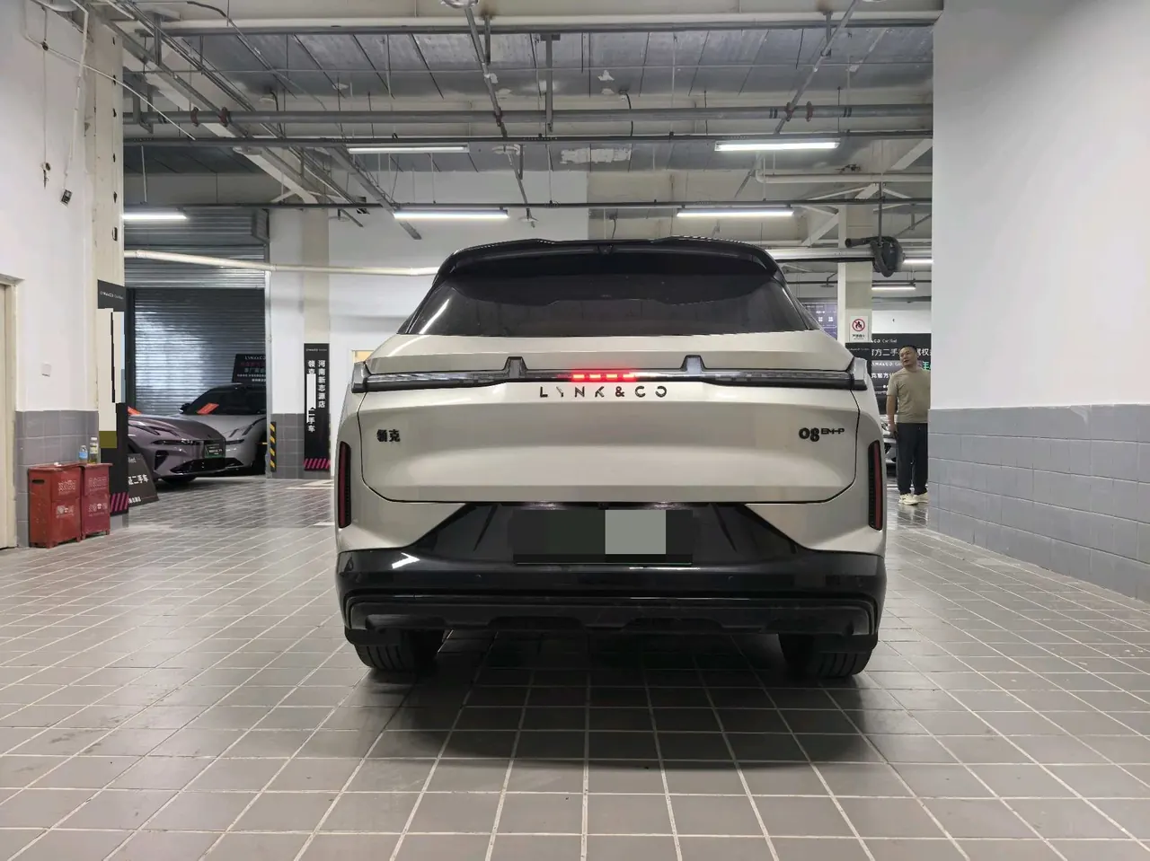 LYNK&amp;CO 2026 LYNK&amp;CO 08 EM-P 1.5T 210 Four-wheel Drive Performance Ultra H7 Automatic Gear 4