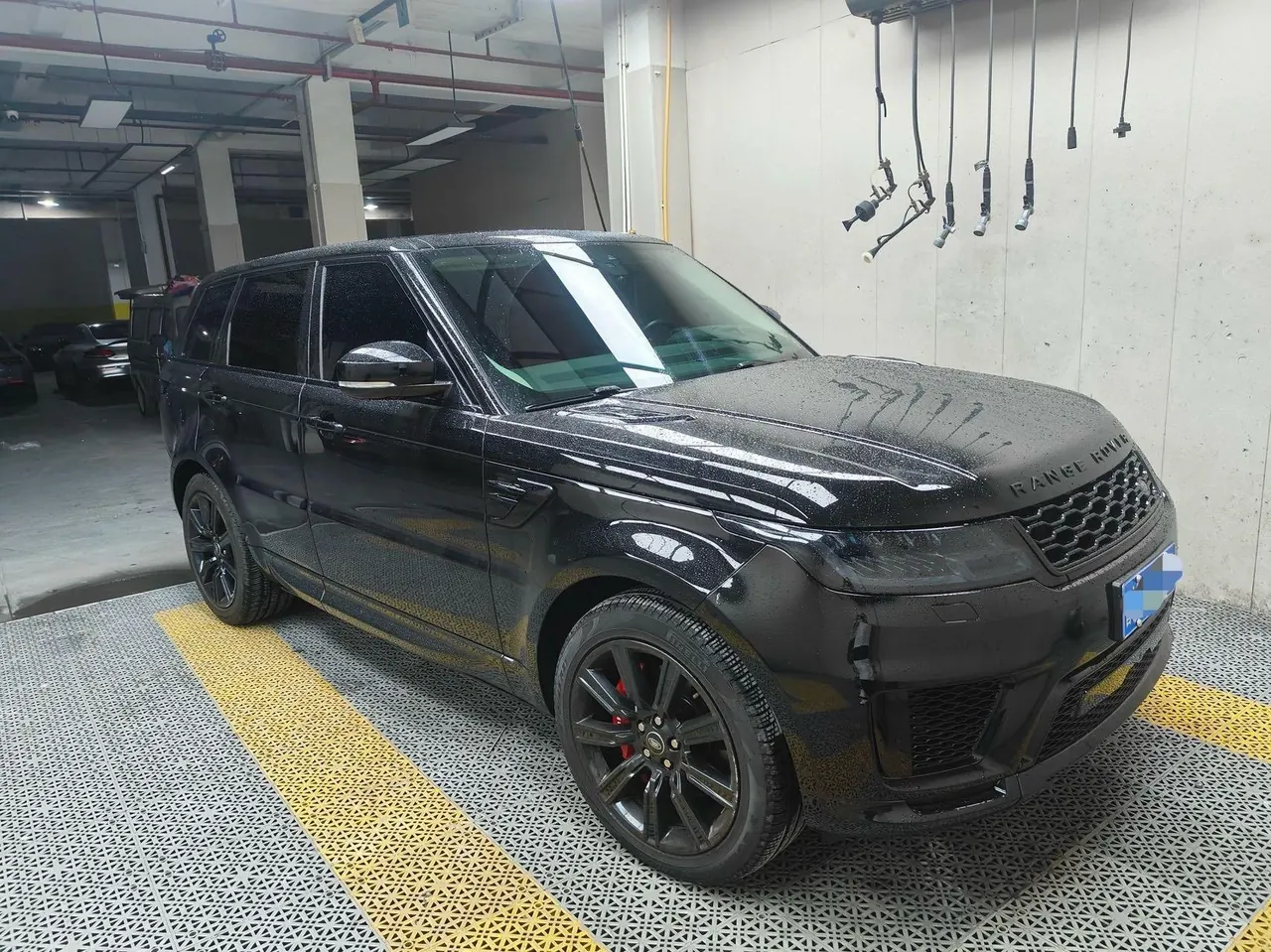 Land Rover Range Rover Sport Edition (Imported) 2021 Range Rover Sport Edition 48V 3.0T L6 Yao Black Edition Automatic Gear 3