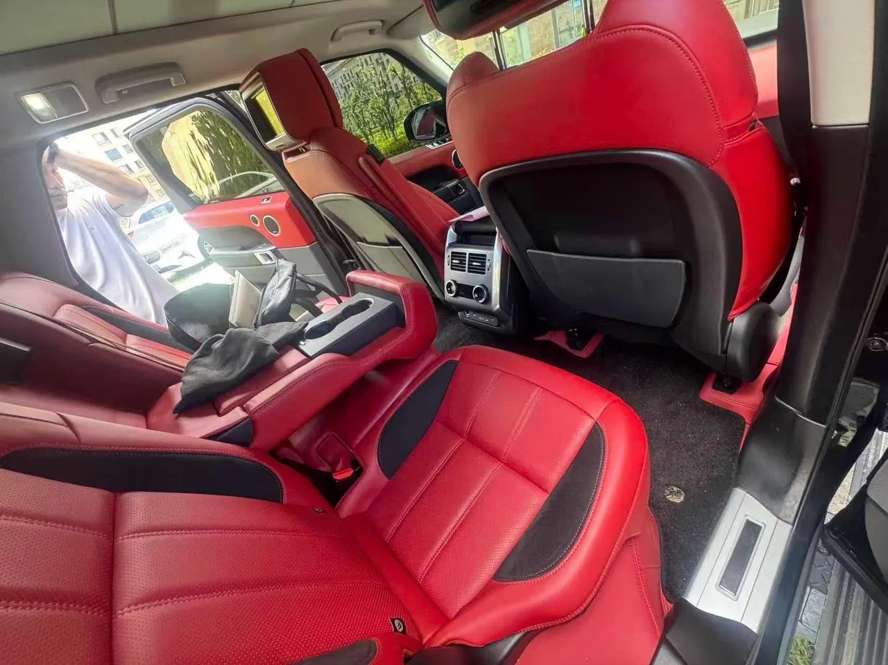 Land Rover Range Rover Sport Edition (Imported) 2021 Range Rover Sport Edition 48V 3.0T L6 Yao Black Edition Automatic Gear 5