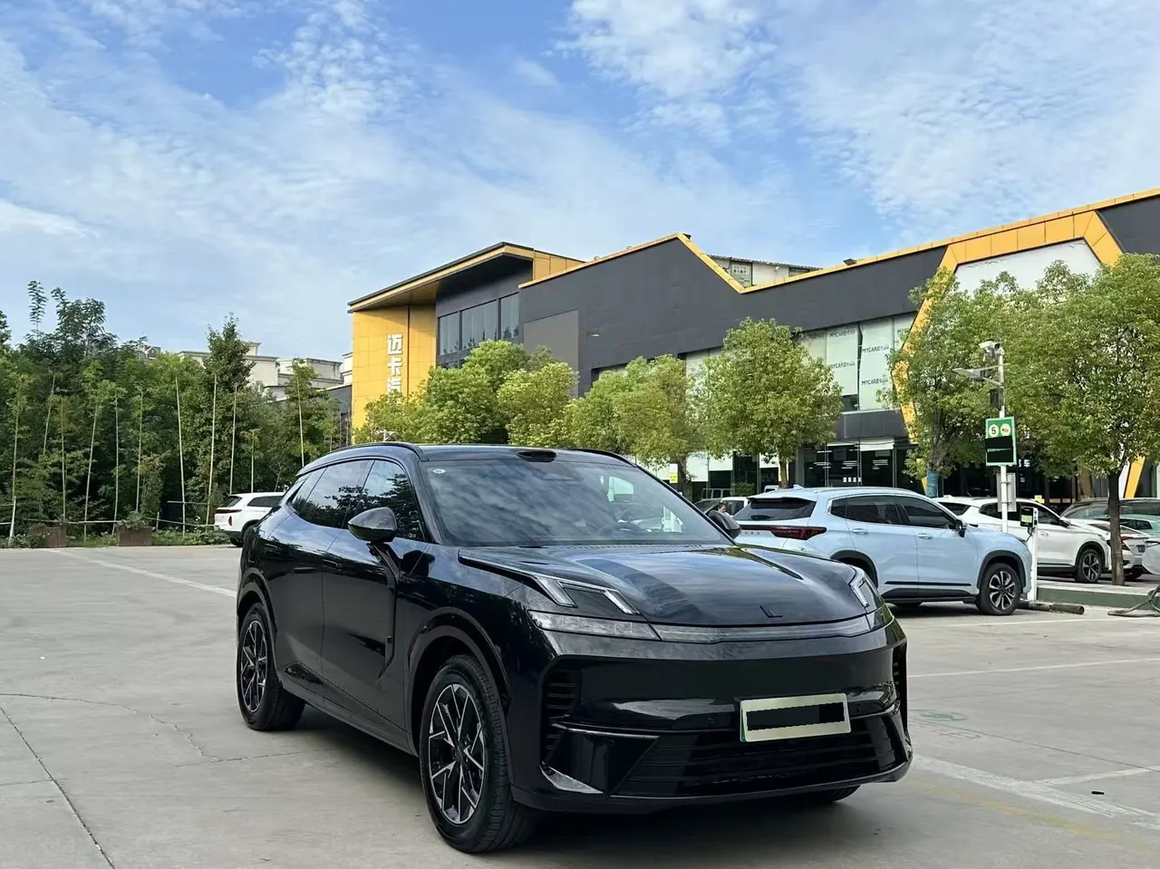 LYNK&amp;CO 2026 LYNK&amp;CO 08 EM-P 1.5T 230 Ultra Long Endurance Auto 3