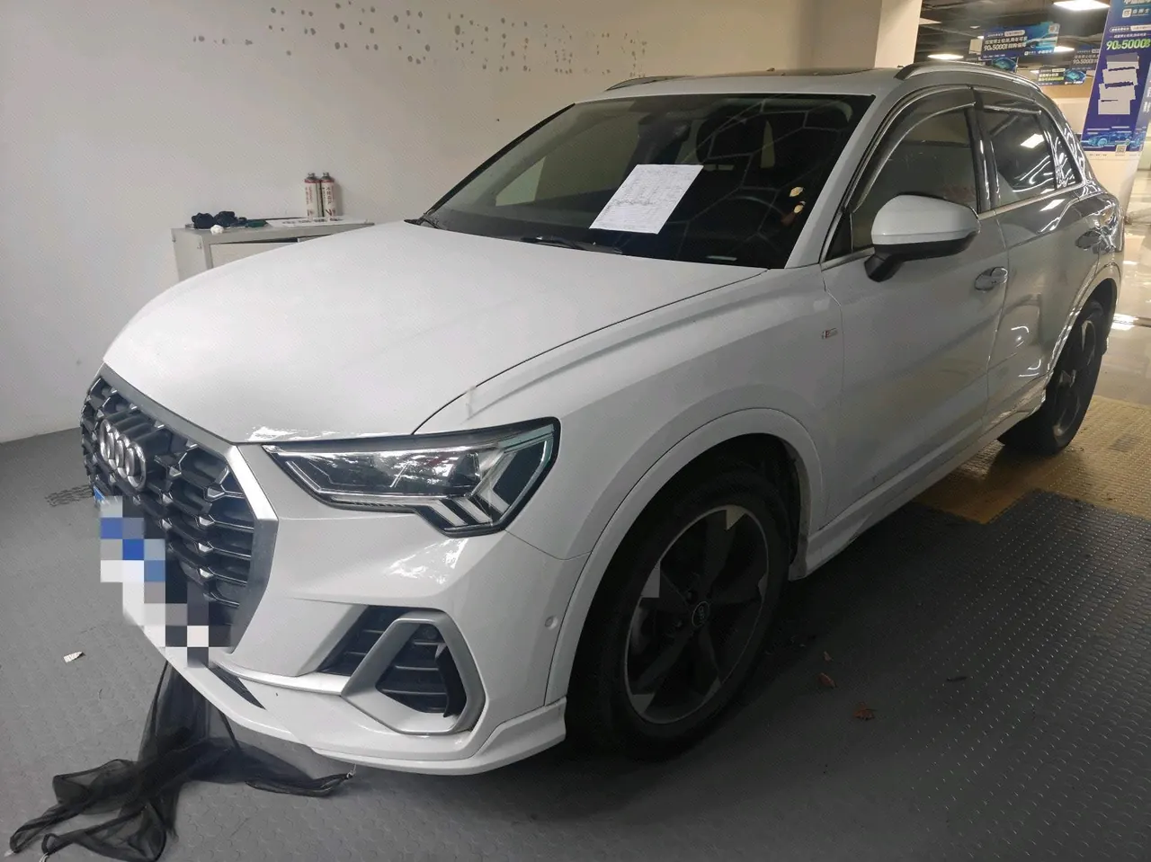 Open image lightbox: Audi 2021 Q3 1.4TFSI 35TFSI Fashion Dynamic Automatic