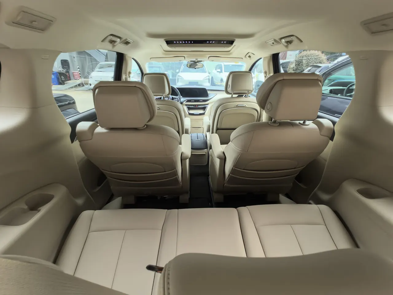 Buick 2025 GL8 Lu Shang 1.5T Premium Edition 7-seat Automatic Gear 5