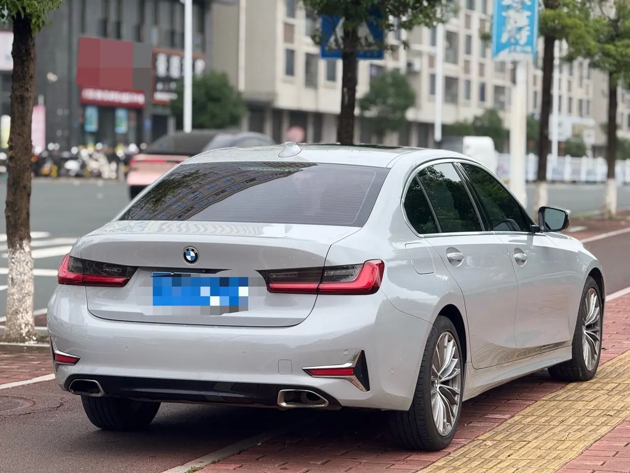 BMW 3 Series 2020 325Li 2.0T First Edition Automatic Gear 9