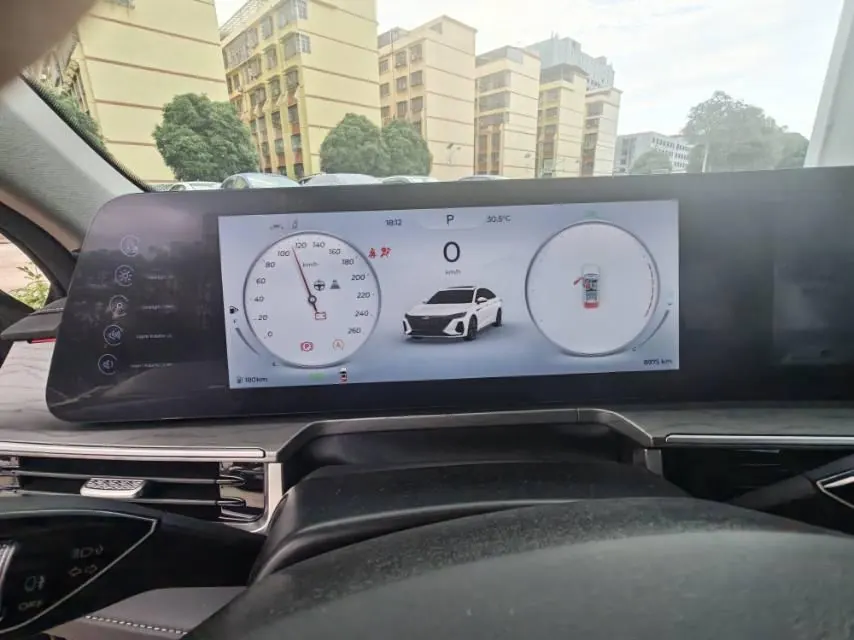 Chery 2025 Erez 8 1.6T Intelligent Automatic Gear 9