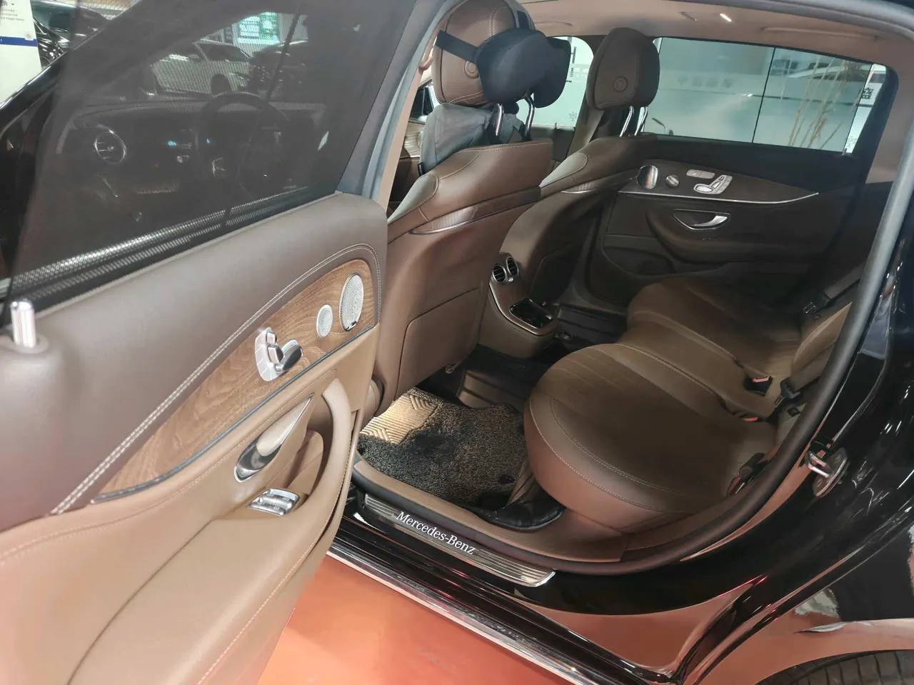 Mercedes Benz E Class 2021 E 300 L 2.0T Luxury Automatic Gear 4