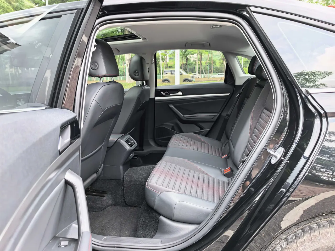 Volkswagen 2026 LaVida 1.5TSI 300TSI Star Full Escape Automatic Gear 6