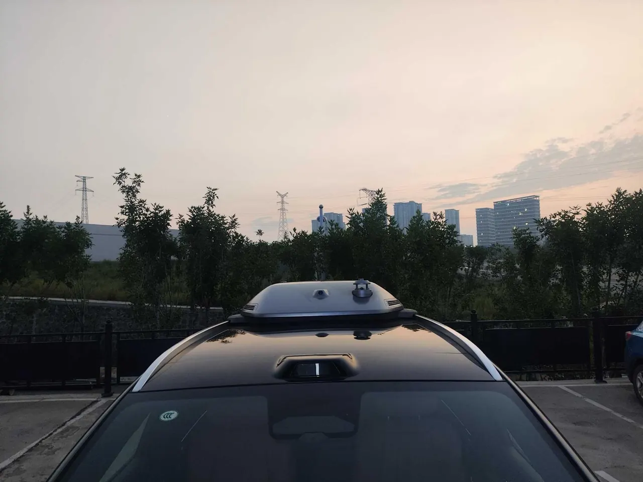 BYD 2025 Tang L DM 1.5T stepless 175KM unmanned aerial vehicle player version automatic gear 4