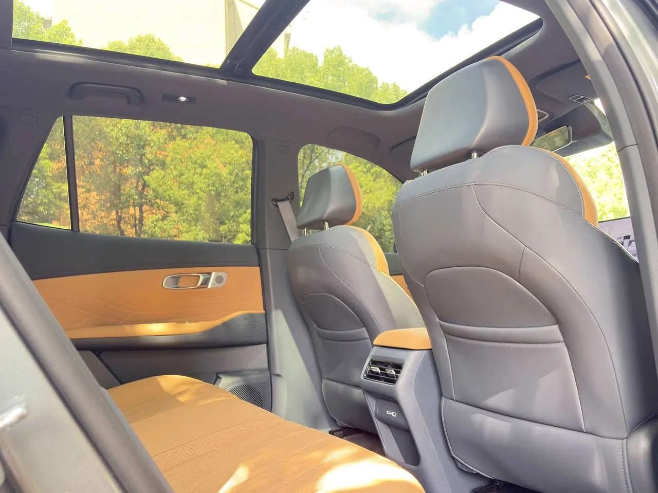 Geely Galaxy galaxy starship 7 EM-i 2025 starship 7 EM-i 1.5 120km sailing version automatic gear 5