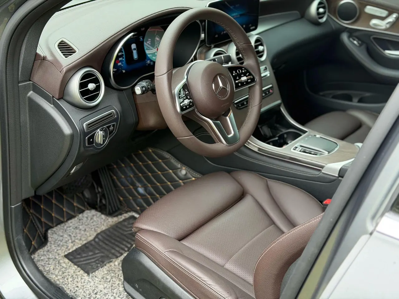 Mercedes Benz 2020 GLC 260 L 4MATIC 2.0T Luxury (Modified) Automatic Gear 6