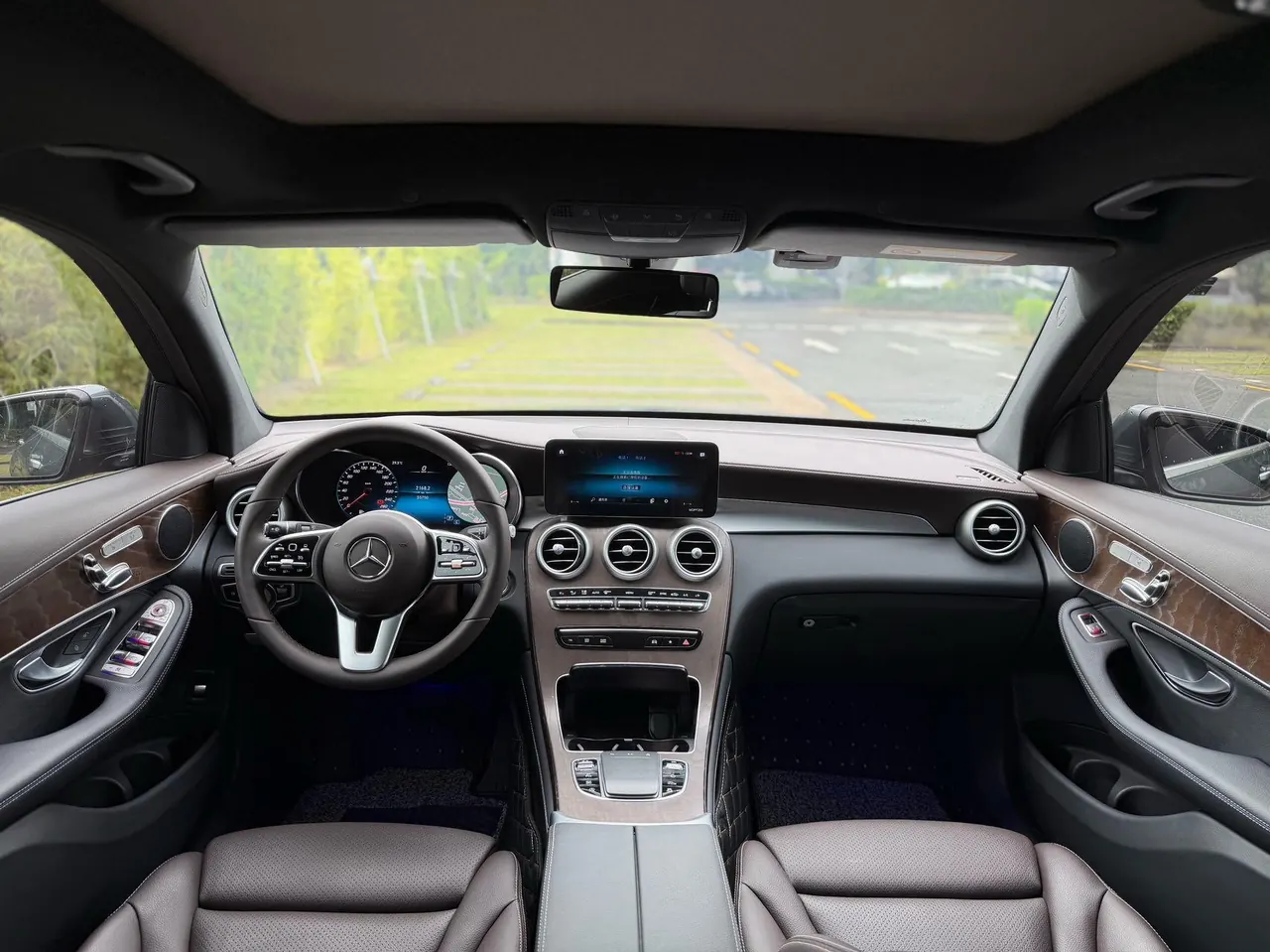 Mercedes Benz 2020 GLC 260 L 4MATIC 2.0T Luxury (Modified) Automatic Gear 9