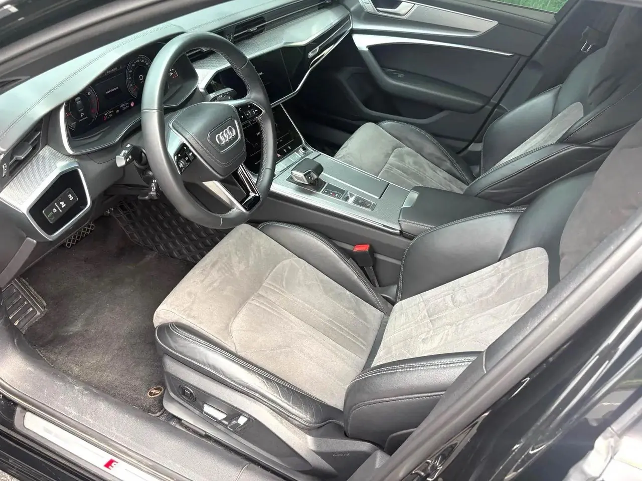 Audi 2024 A6L 2.0TFSI 45TFSI Selected Dynamic Automatic 2