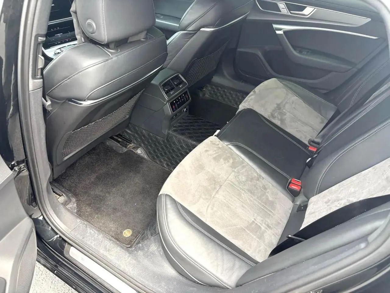 Audi 2024 A6L 2.0TFSI 45TFSI Selected Dynamic Automatic 4