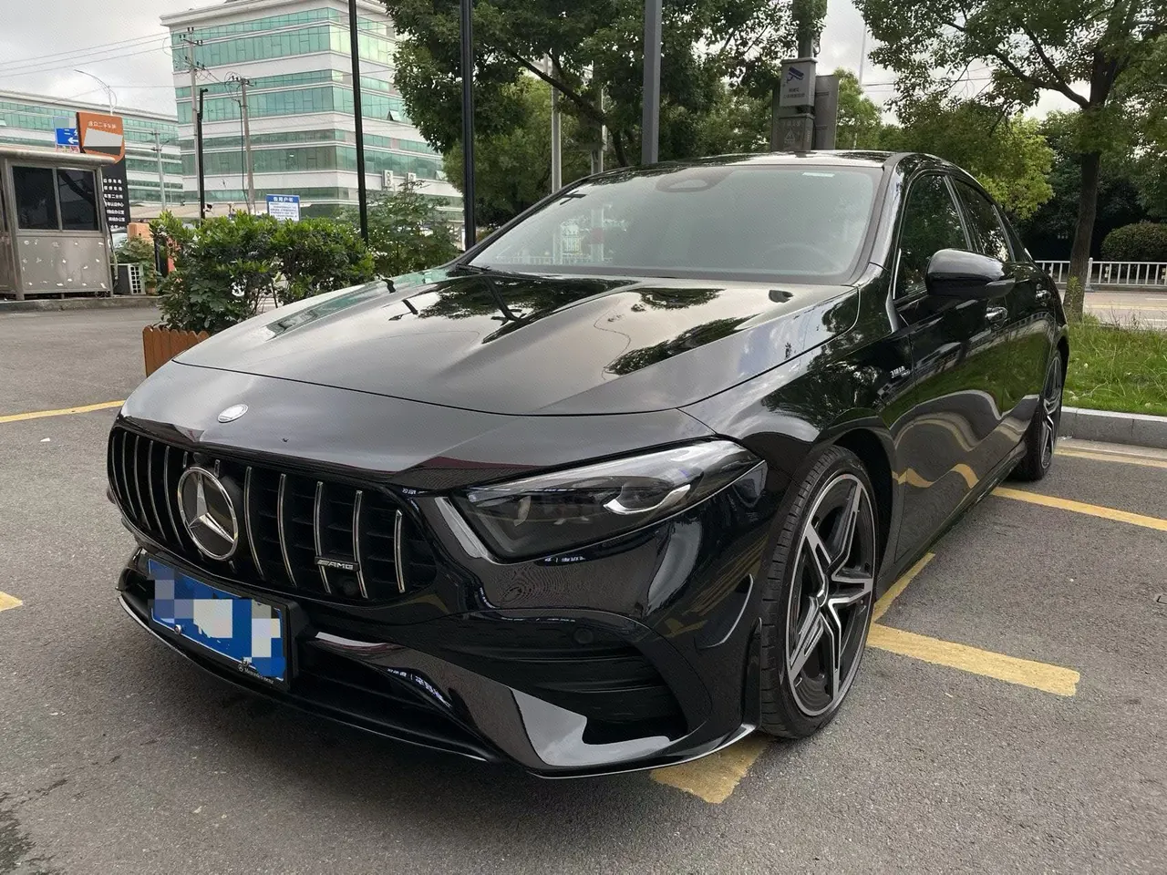 Open image lightbox: Mercedes Benz Class A AMG (Imported) 2025 A 35 AMG 4MATIC 48V 2.0T (Modified) Automatic Gear