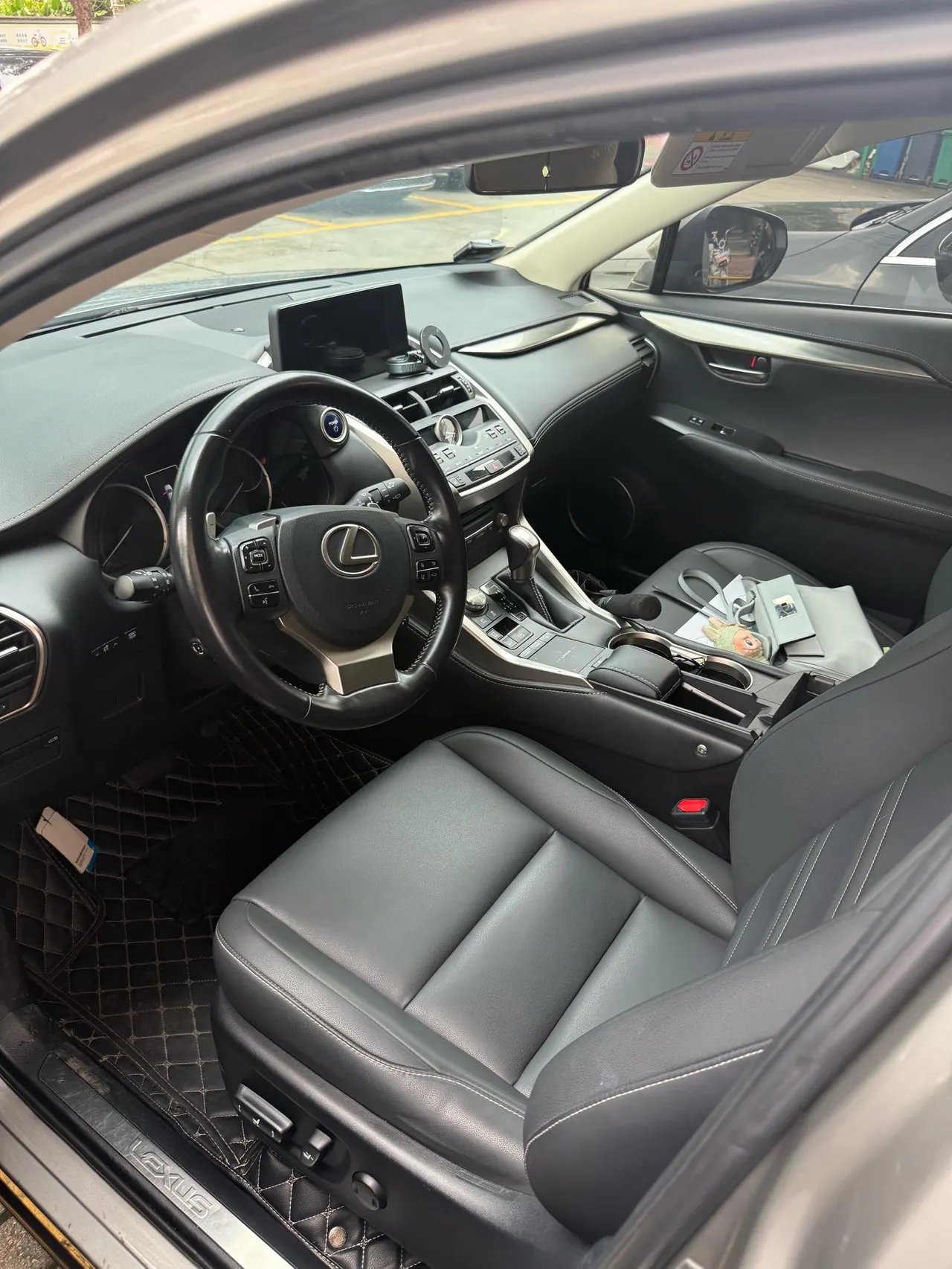 Lexus NX (Imported) 2020 NX300h 2.5 Stepless Front Edition Automatic Gear 4