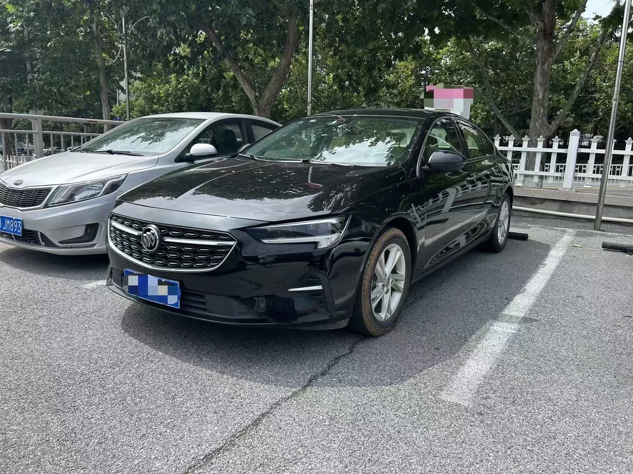 Open image lightbox: Buick 2020 Regal 1.5T 552T Elite Automatic Gear