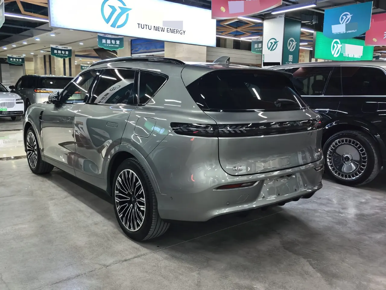 Voyah 2025 FREE four-wheel drive dry Kun version of automatic gear 4