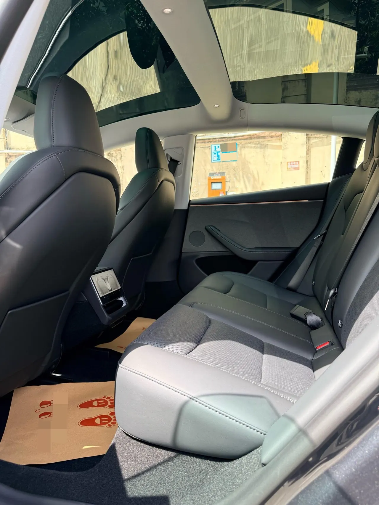 Tesla 2025 Model 3 Rear-Wheel-Drive Edition (facelift) Automatic Transmission 3