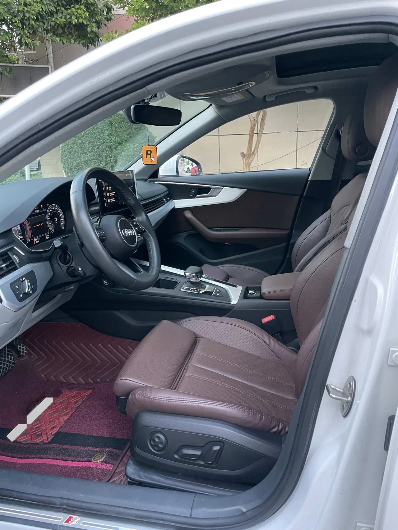 Audi 2020 A4L 2.0TFSI 40TFSI Deluxe Dynamic Automatic 5