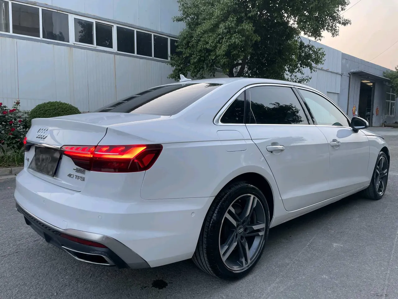 Audi 2020 A4L 2.0TFSI 40TFSI Deluxe Dynamic Automatic 6