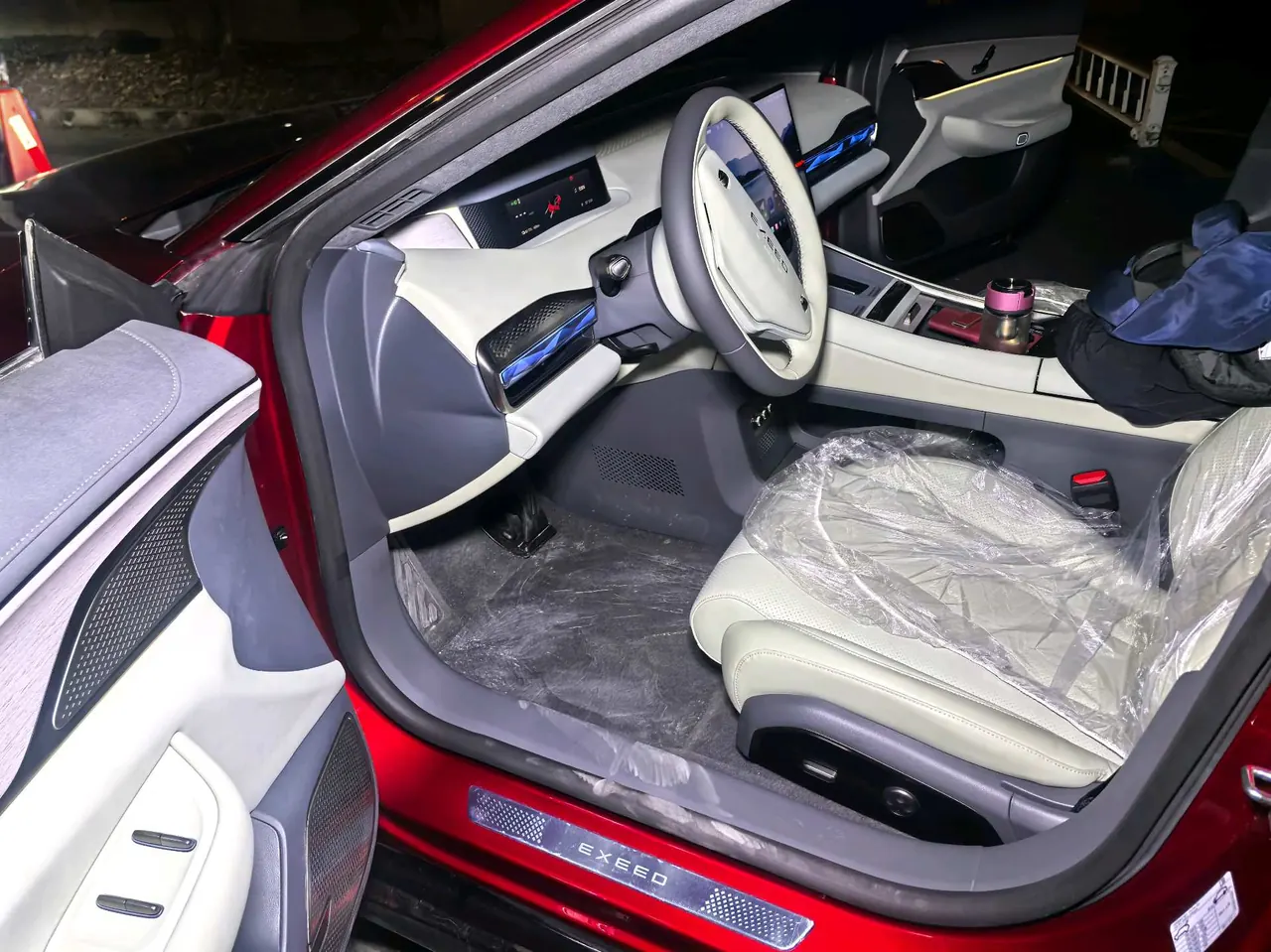 Xingtu 2025 Stelato ES Pro City Smart Driving 77kWh Automatic Gear 6