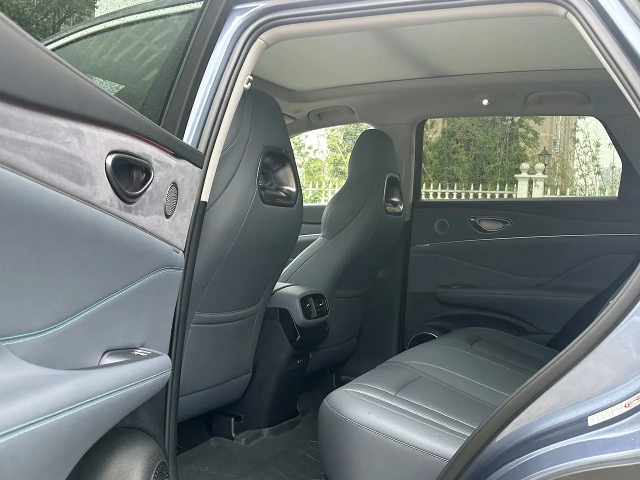 BYD 2025 Sea Lion 07 DM-i 1.5T Stepless 150 Pilot Edition Automatic Gear 9