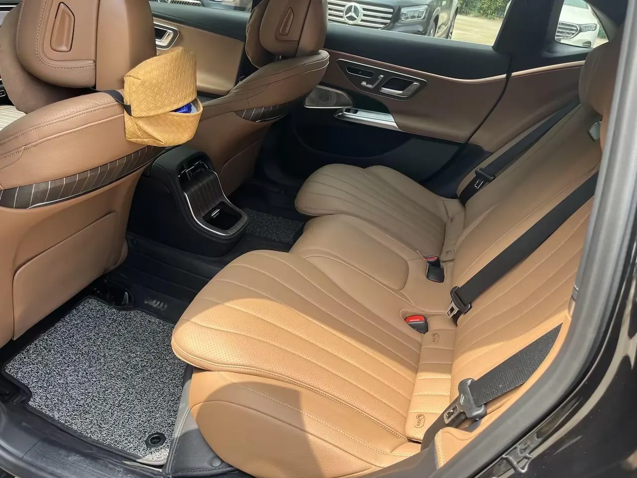 Mercedes Benz E Class 2024 E 300 L 48V 2.0T Luxury (Modified) Automatic Gear 3