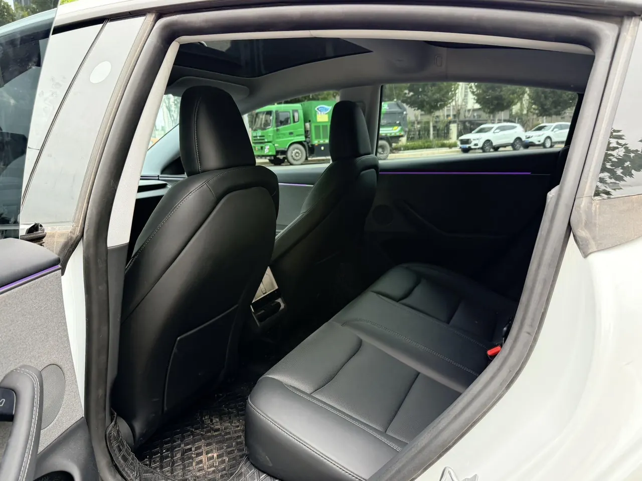 Tesla 2025 Model 3 Rear-Wheel-Drive Edition (facelift) Automatic Transmission 5