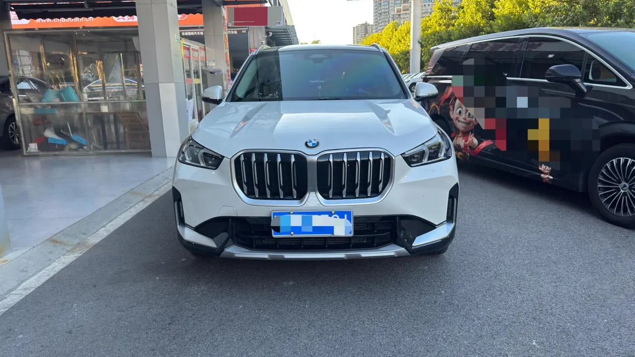 BMW 2026 X1 sDrive25Li 2.0T X design set automatic gear 2