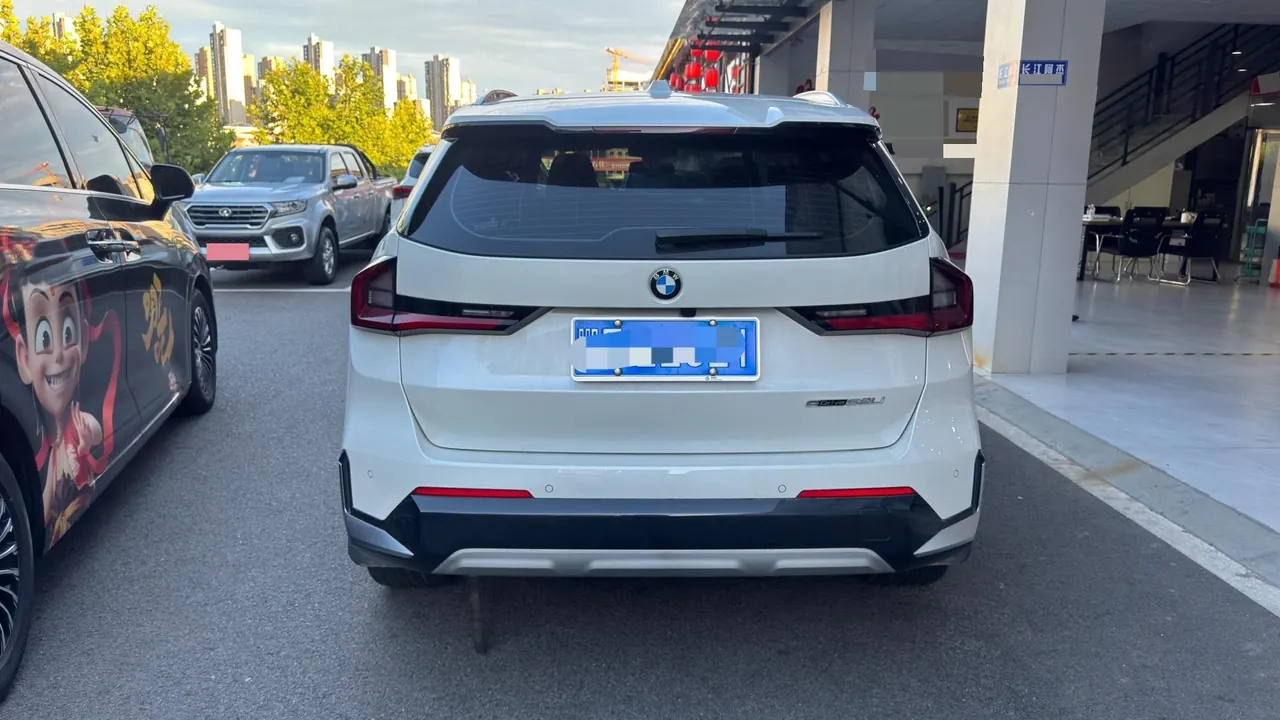 BMW 2026 X1 sDrive25Li 2.0T X design set automatic gear 4