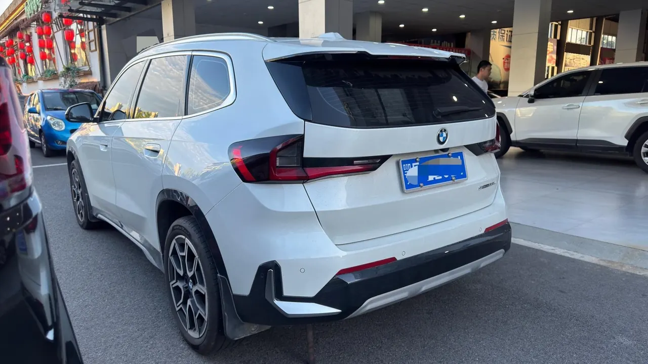 BMW 2026 X1 sDrive25Li 2.0T X design set automatic gear 5