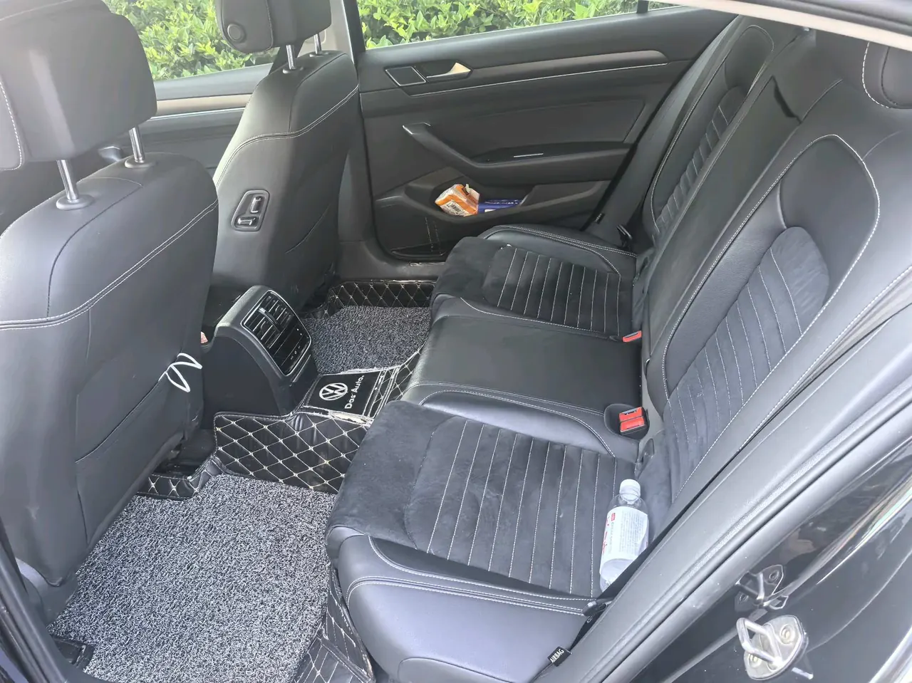 Volkswagen 2020 Magotan 2.0TSI 330TSI luxury automatic transmission 3