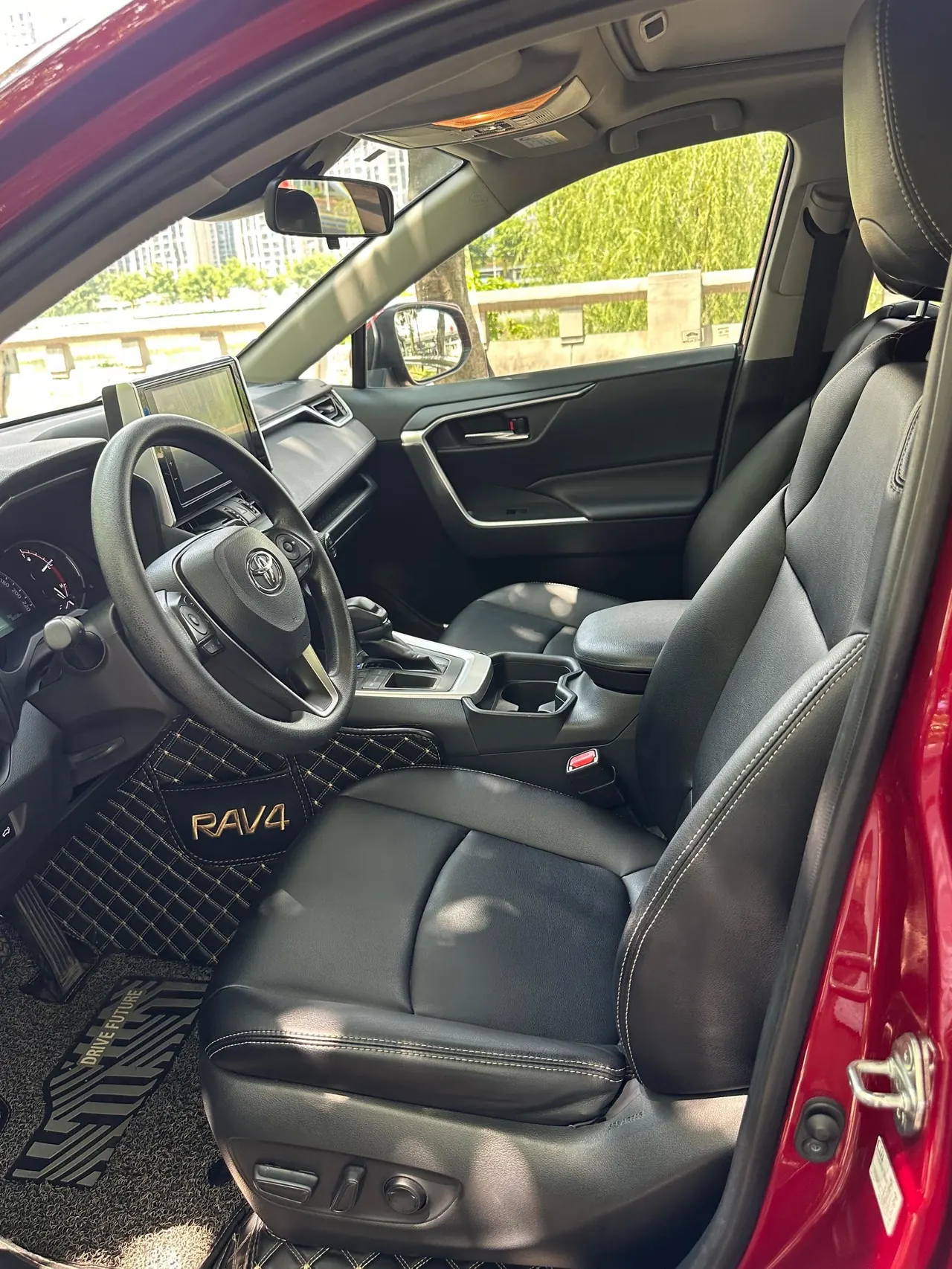 Toyota 2020 RAV4 Rongbo 2.0 Stepless Two-Drive Fashion Edition Automatic Gear 2