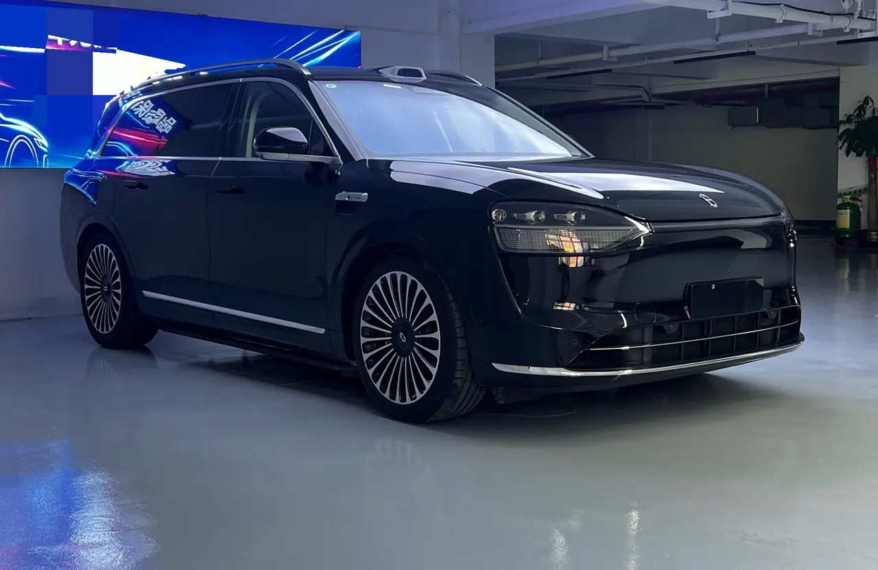 AITO 2025 AITO M9 extended range Ultra version 52kWh6 seat version automatic gear 3