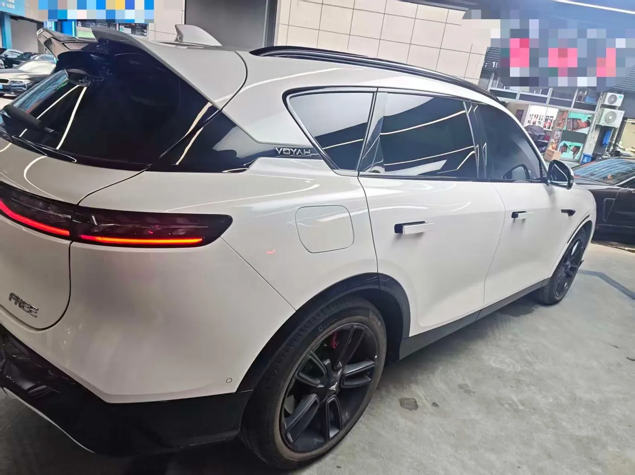 Voyah 2025 FREE 318 259km Four-wheel Drive Exploration Edition Automatic Gear 8