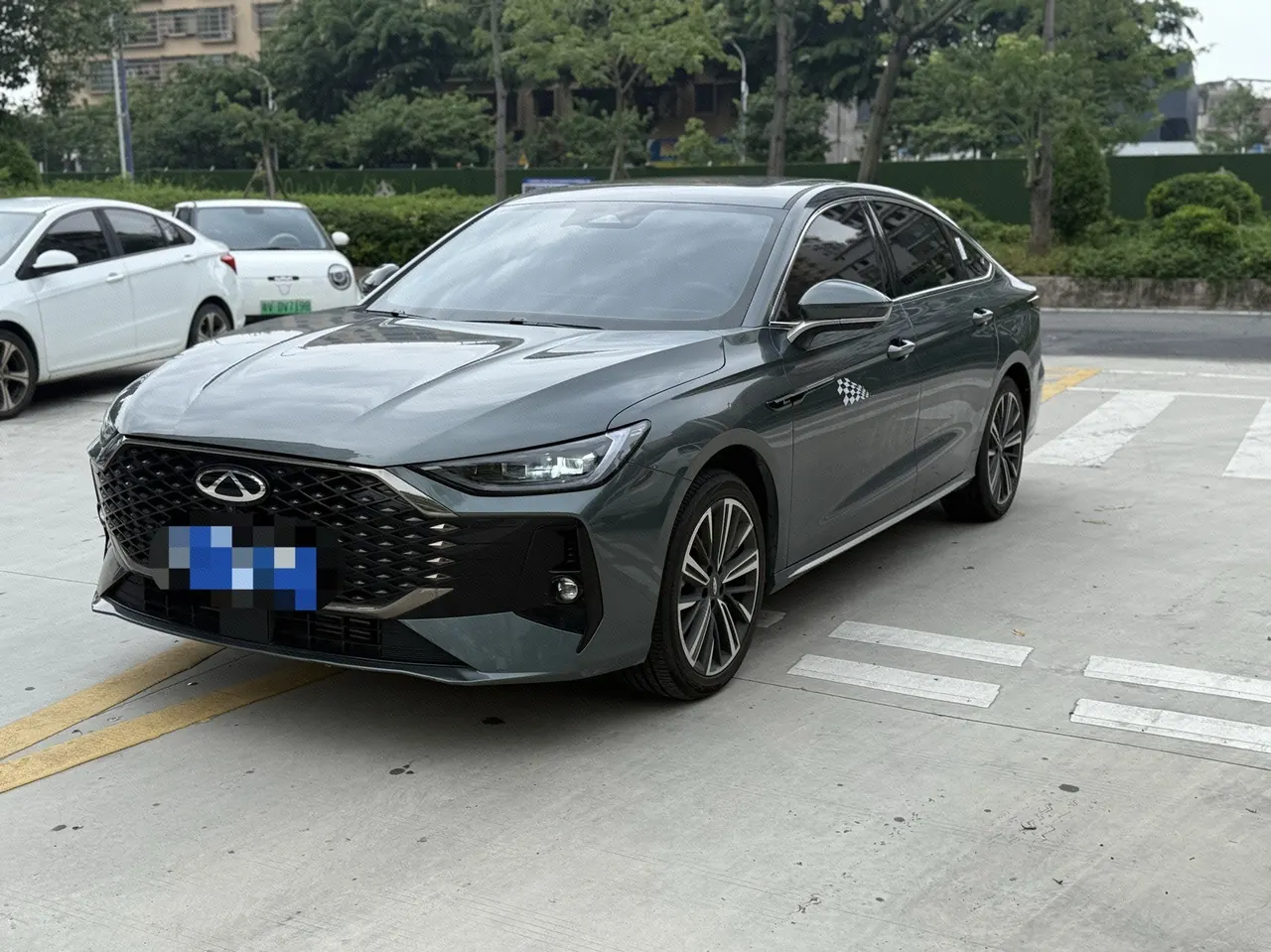Chery 2025 Erez 8 Pro 1.6TGDI 290TGDI Comfortable Automatic Gear - View 1