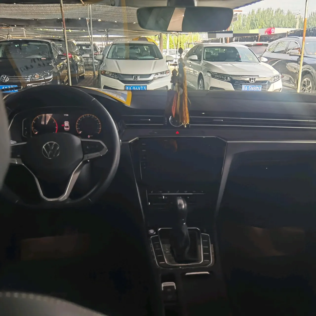 Volkswagen 2020 Magotan 2.0TSI 330TSI luxury automatic transmission 9
