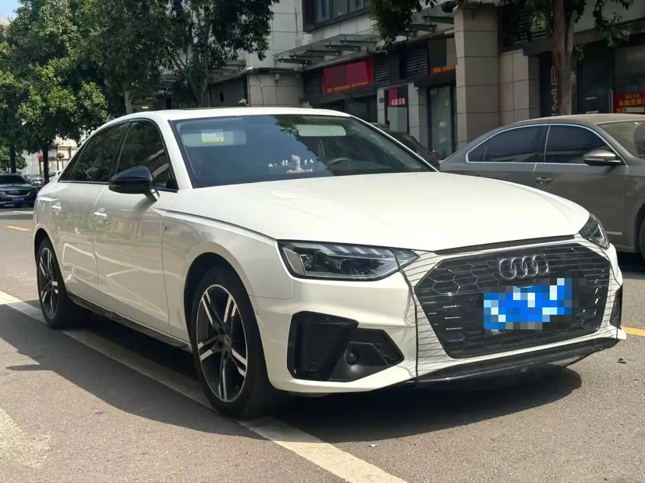 Audi 2022 A4L 2.0TFSI 40TFSI Deluxe Dynamic Automatic 6