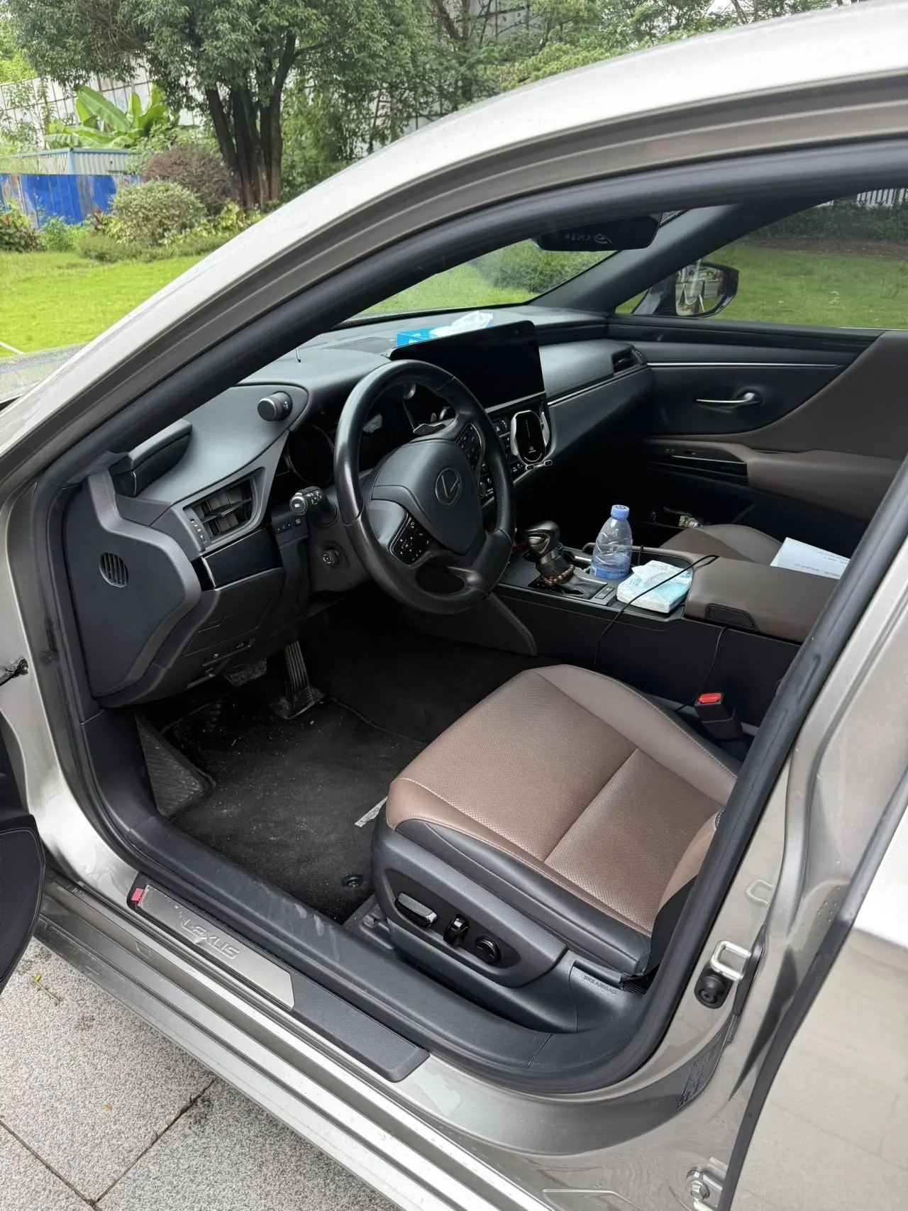 Lexus ES (Imported) 2022 ES300h 2.5 Stepless Premium Edition Automatic Gear 6