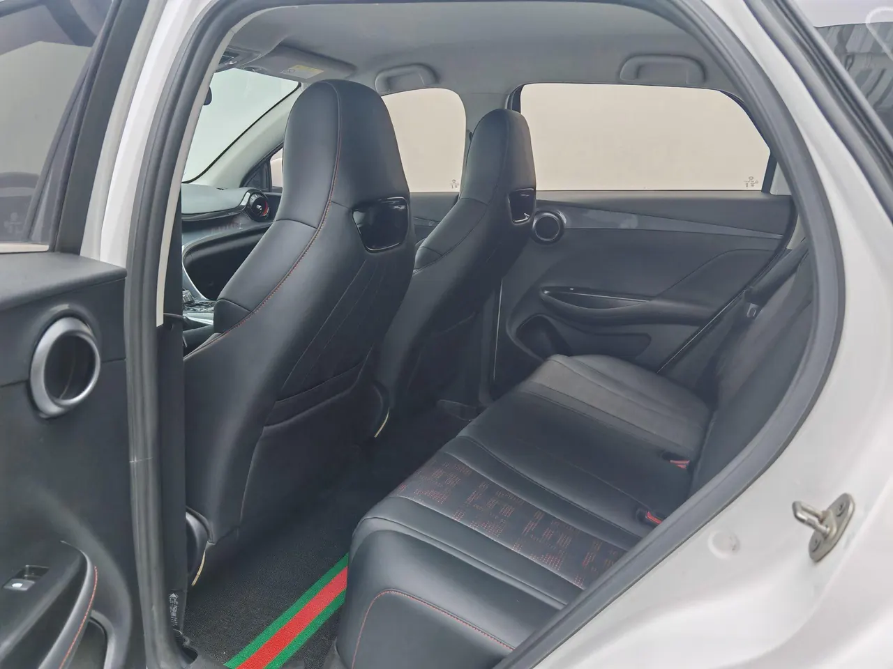 BYD 2023 e2 luxury automatic gear 6
