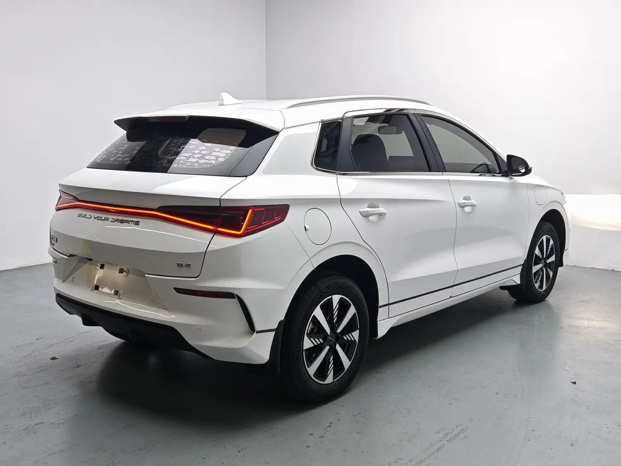 BYD 2023 e2 luxury automatic gear 7